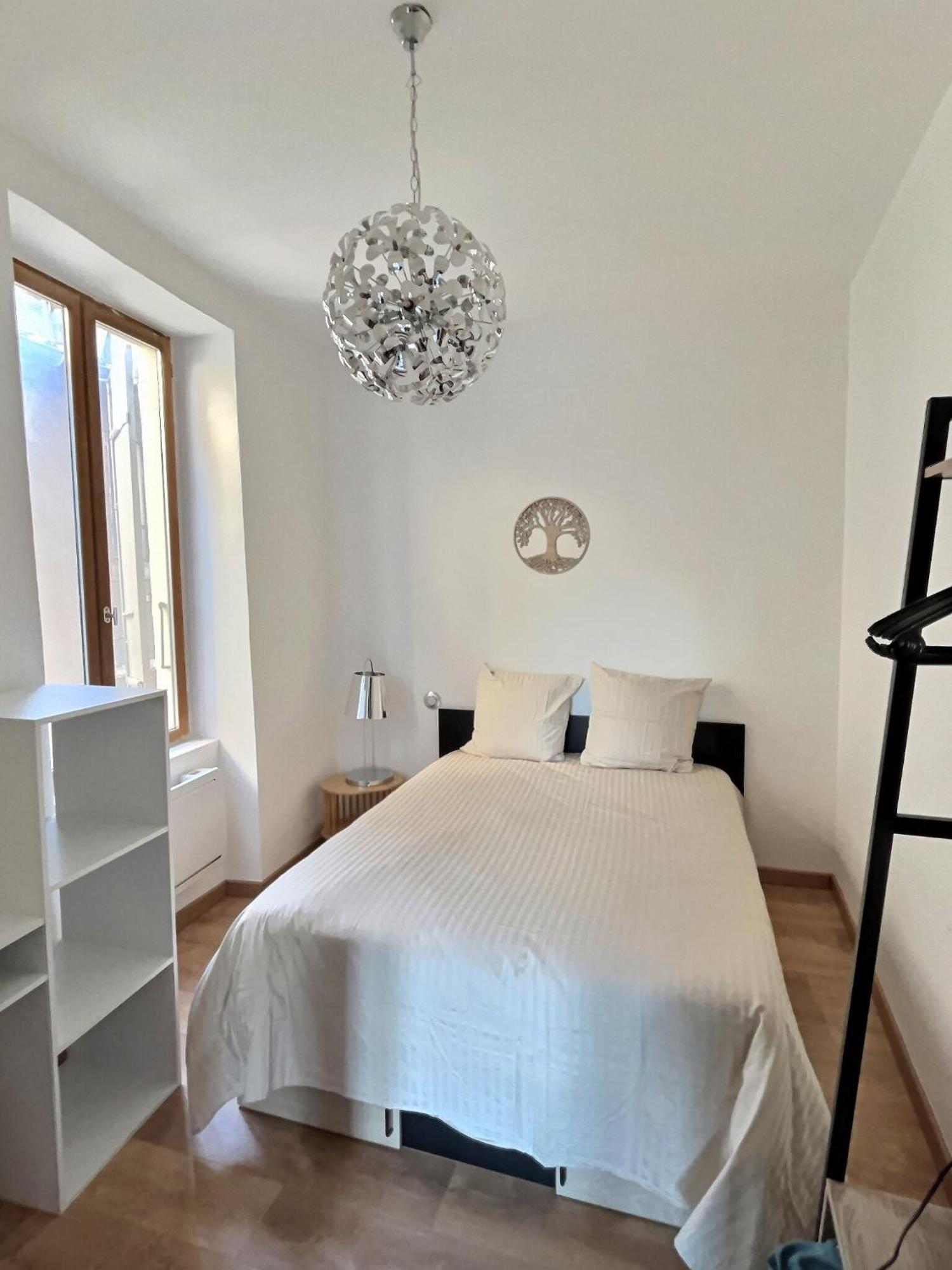 Appartement De Charme Avec Balcon Au Pied Des Commerces Béziers Eksteriør billede