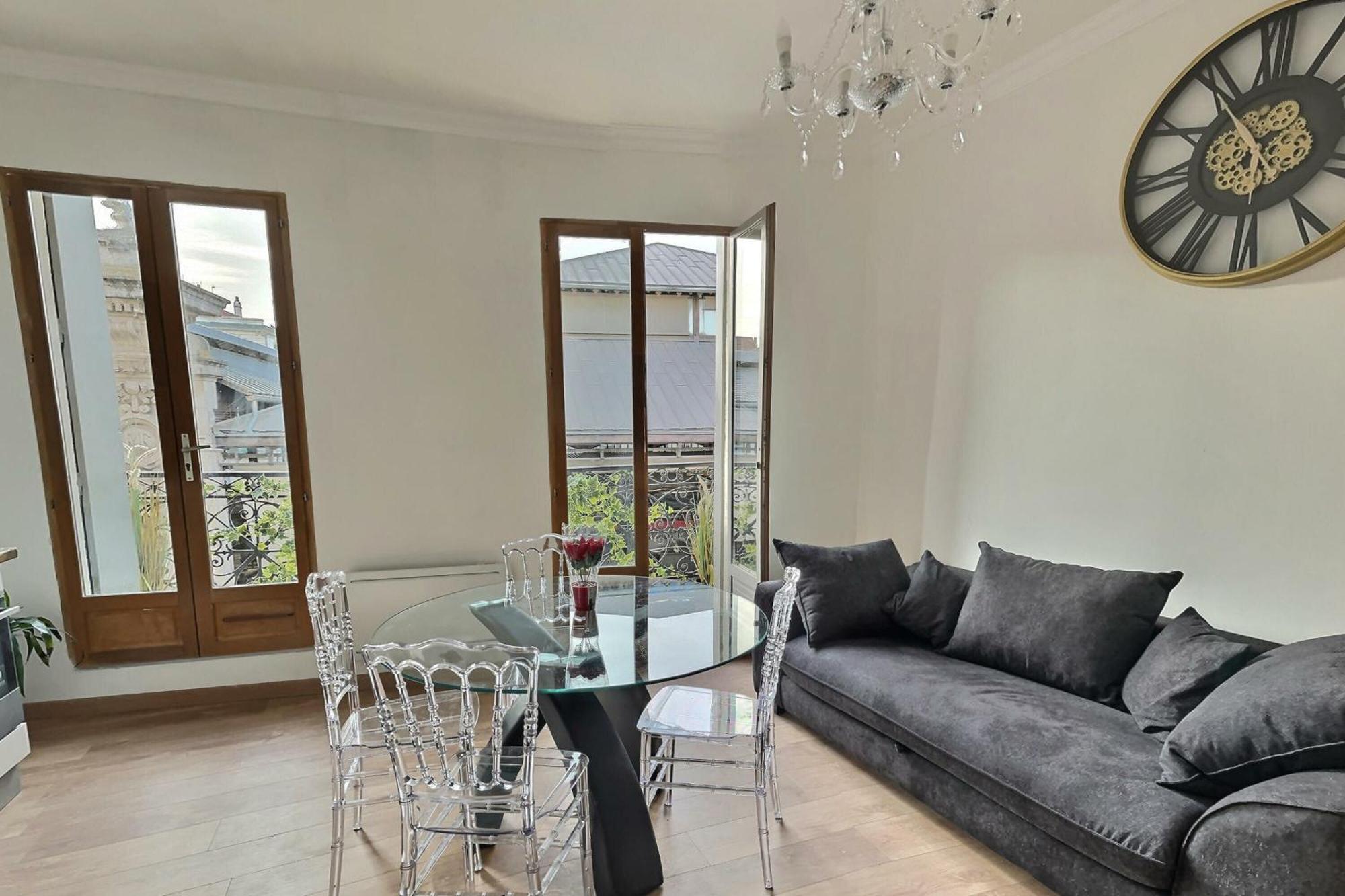 Appartement De Charme Avec Balcon Au Pied Des Commerces Béziers Eksteriør billede